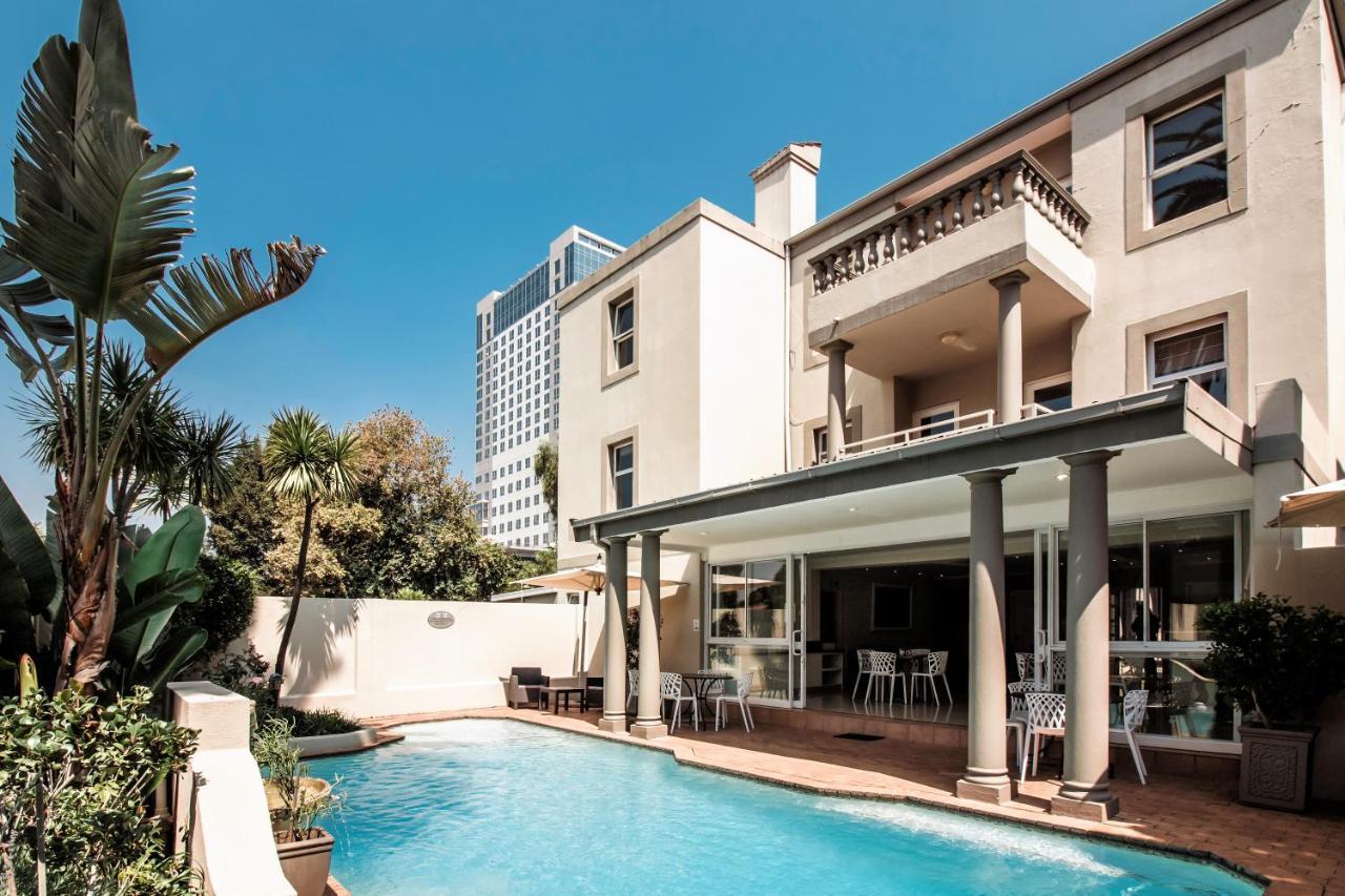 Villa Via Executive Suites With Power Back-Up Joanesburgo Exterior foto